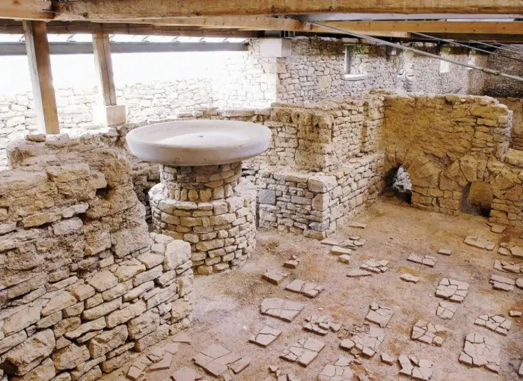 Foto: Staatliche Schlösser und Gärten Baden-Württemberg, Roland Sigwart Die römische Badruine in Hüfingen