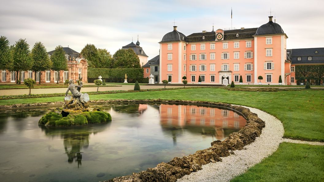 Foto: Staatliche Schlösser und Gärten Baden-Württemberg, Günther Bayerl Schloss und Schlossgarten Schwetzingen, Außenansicht