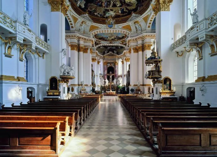 Foto: Staatliche Schlösser und Gärten Baden-Württemberg, Steffen Hauswirth Innenaufnahme der Klosterkirche Wiblingen