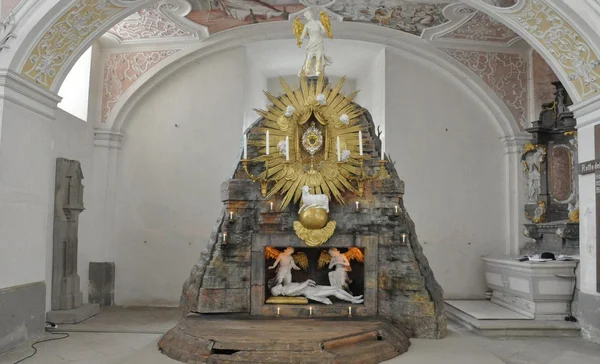 Foto: Staatliche Schlösser und Gärten Baden-Württemberg, Felix Muhle Kloster Schöntal, Heiliges Grab in der Klosterkirche an Karfreitag