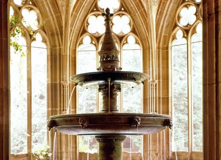 Foto: Staatliche Schlösser und Gärten Baden-Württemberg, Dieter Jäger Brunnenhaus im Kloster Maulbronn