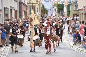 Schloss und Schlossgarten Weikersheim, Event, Kärwe, historischer Umzug
