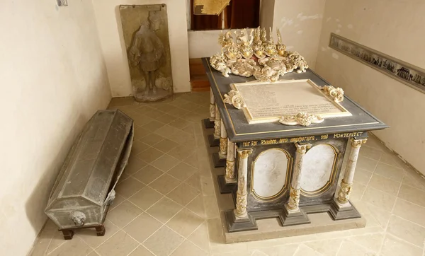 Foto: Landesmedienzentrum Baden-Württemberg, Staatliche Schlösser und Gärten Baden-Württemberg, Andrea Rachele Schloss und Schlossgarten Weikersheim, Tumba Graf Wolfgangs II.